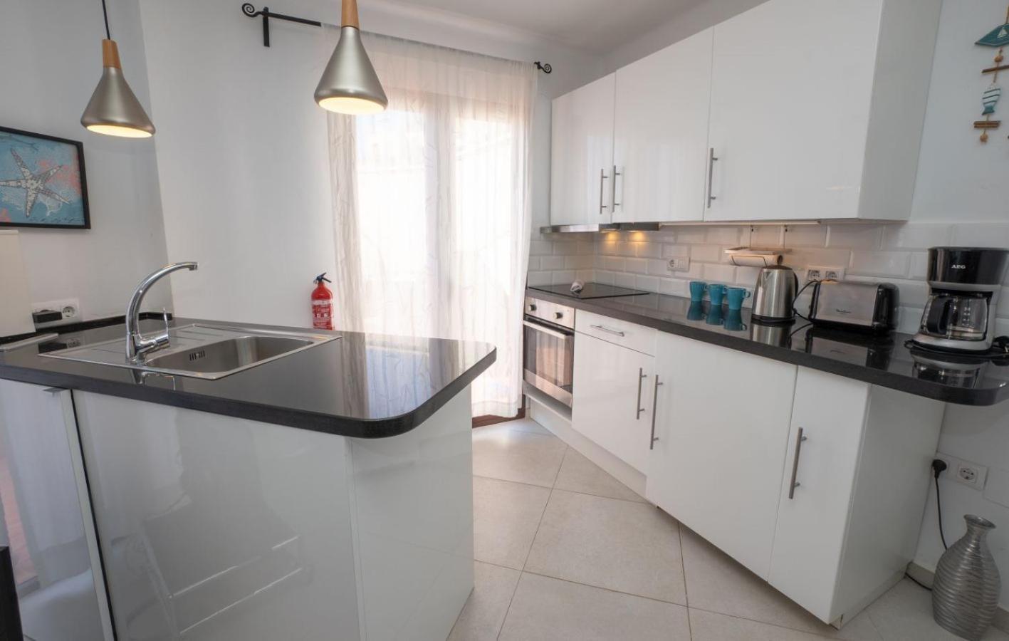 Capistrano Playa 712 Menyber Apartment Nerja Exterior photo